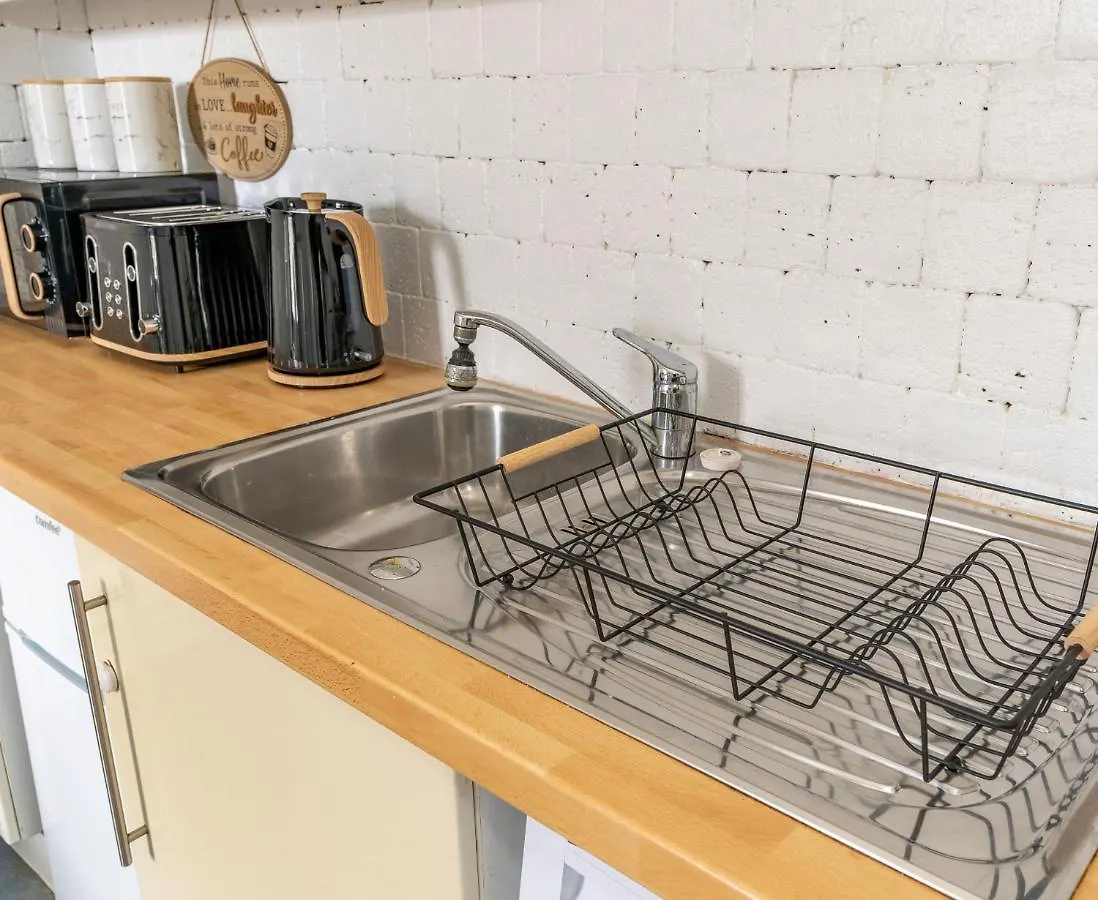 Charming 1 Bedroom Apartment - Edinburgh