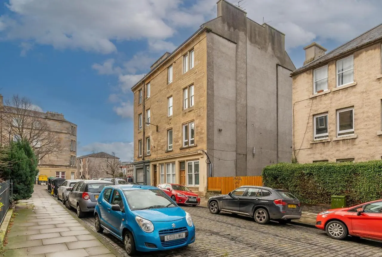 Charming 1 Bedroom Apartment - Edinburgh