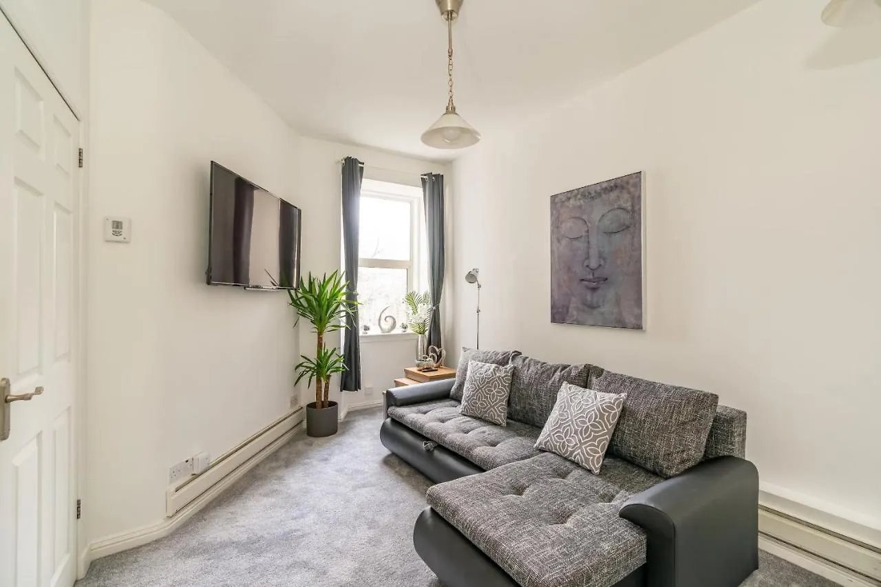 Charming 1 Bedroom Apartment - 에든버러 0*,  영국